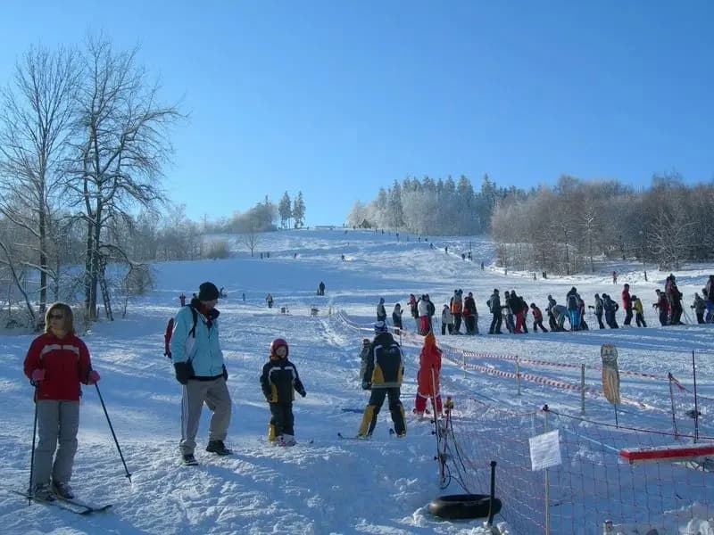 Kladky (sjezdařská škola)